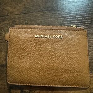 Michael Kors Jet Set Travel Small Leather Top Zip Coin Pouch With ID